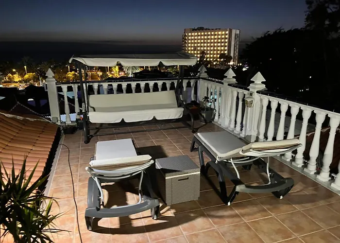 In Playa De Americas 1 *