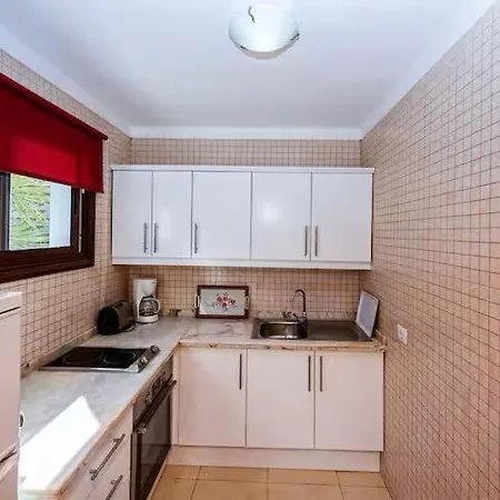 Apartamento In Playa De Americas 1