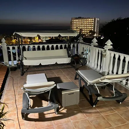 In Playa De Americas 1 *