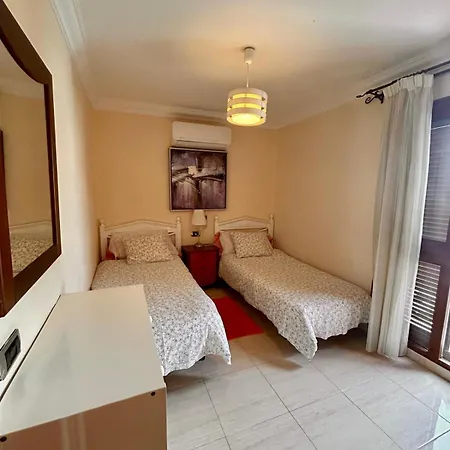 Apartament In Playa De Americas 1