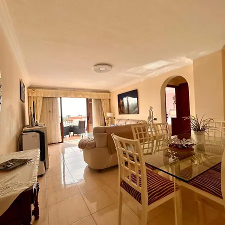 In Playa De Americas 1 Apartament Playa de las Americas (Tenerife)