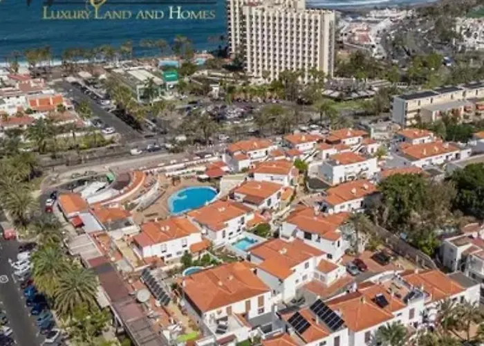 In Playa De Americas 1