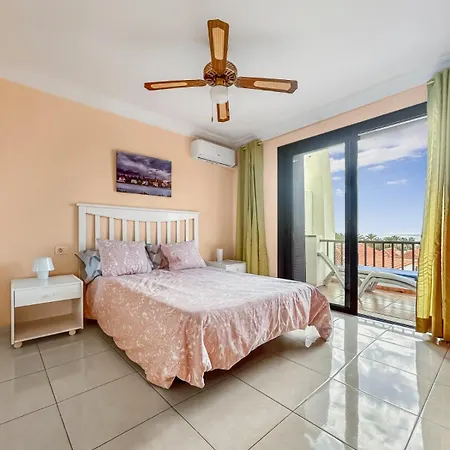 In Playa De Americas 1 Плайя-де-лас-Амерікас