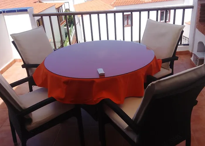 In Playa De Americas 1 *